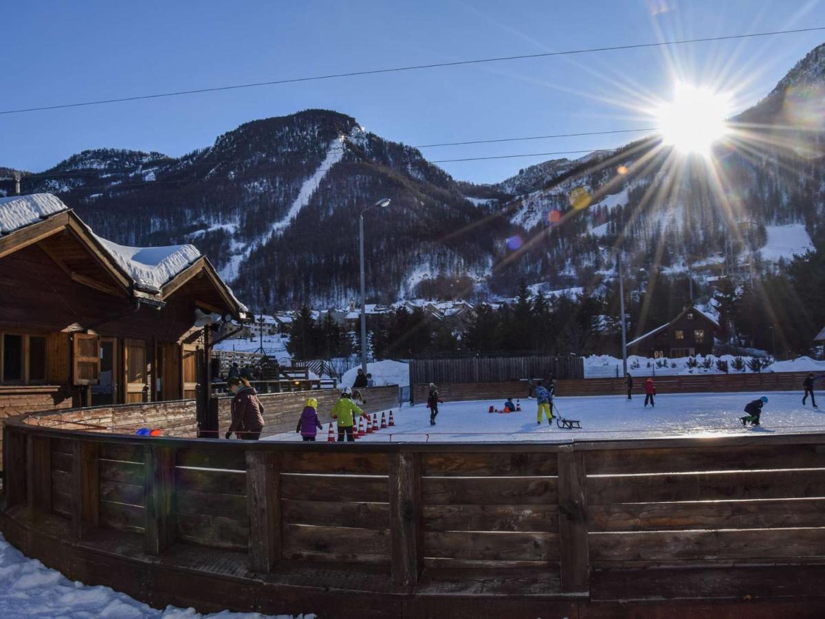 Appartement 3 Pieces, 7 Couchages, Proche Pistes Avec Parking - La Salle-Les-Alpes - Fr-1-330F-22 Serre Chevalier Exteriör bild